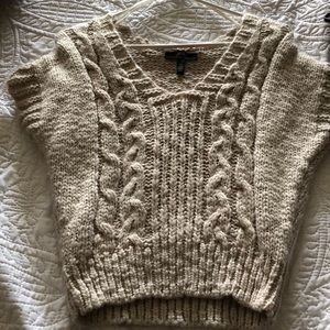 Jessica Simpson sweater